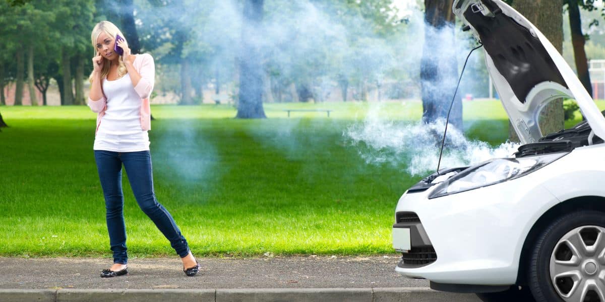 Panne de voiture astuces et solutions rapides à connaître